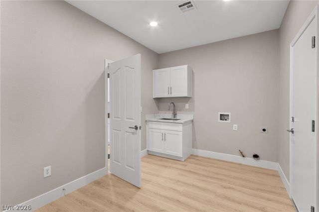 2100 Burtonsville Drive, Henderson, NV 89044