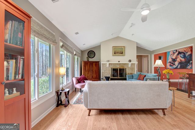 205 Kristie Lane, Tyrone, GA 30290