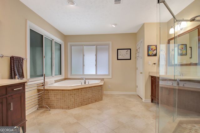 205 Kristie Lane, Tyrone, GA 30290