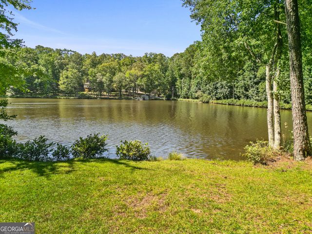 205 Kristie Lane, Tyrone, GA 30290