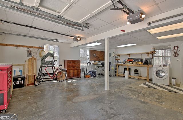 205 Kristie Lane, Tyrone, GA 30290