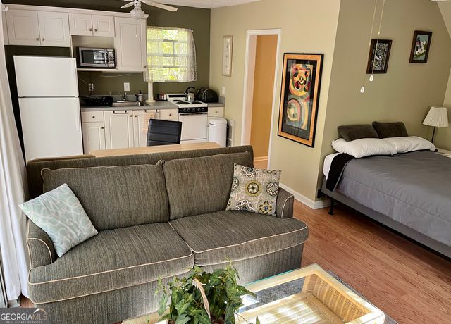 205 Kristie Lane, Tyrone, GA 30290