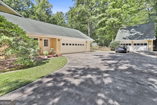 205 Kristie Lane, Tyrone, GA 30290