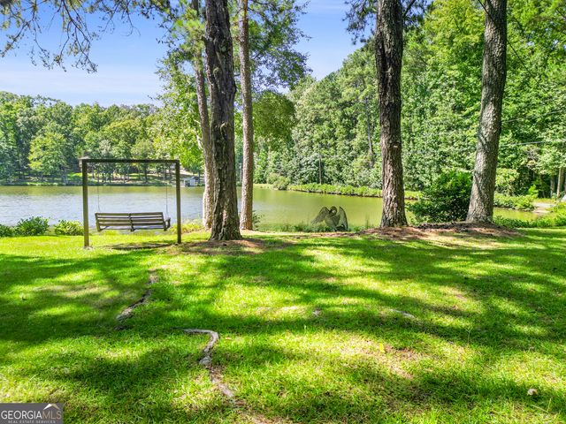 205 Kristie Lane, Tyrone, GA 30290