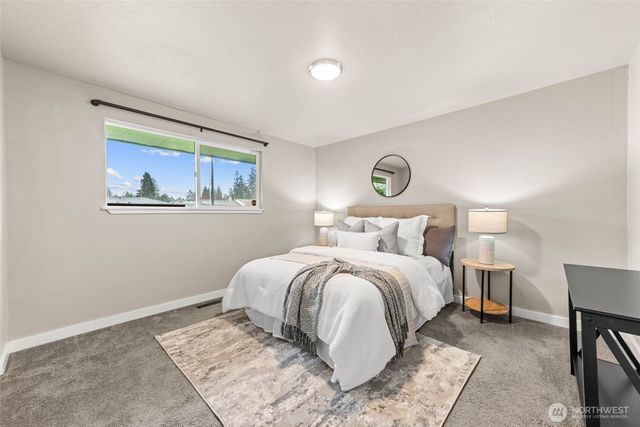 12004 Lake City Boulevard SW, Lakewood, WA 98498