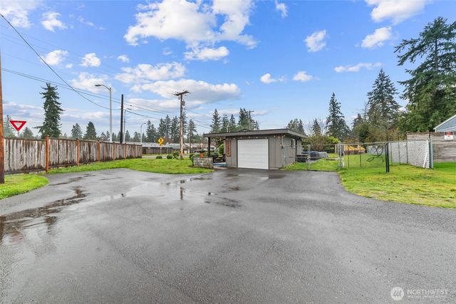 12004 Lake City Boulevard SW, Lakewood, WA 98498