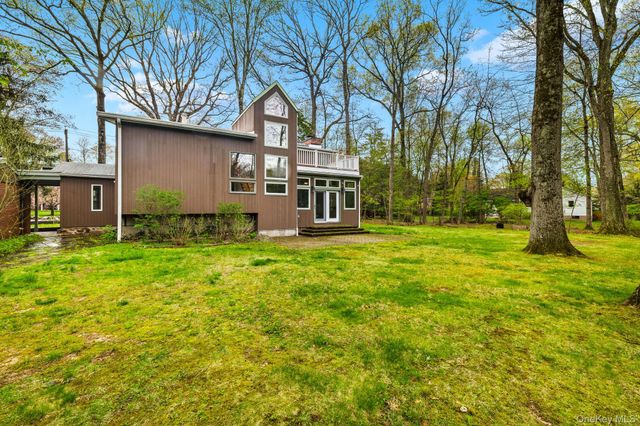 230 Sickletown Road, West Nyack, NY 10994