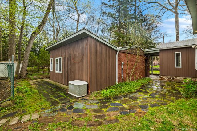 230 Sickletown Road, West Nyack, NY 10994