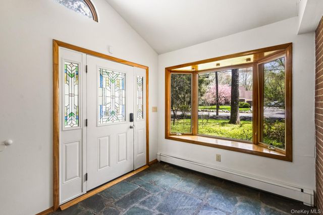 230 Sickletown Road, West Nyack, NY 10994