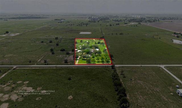 1518 County Road 307, El Campo, TX 77437