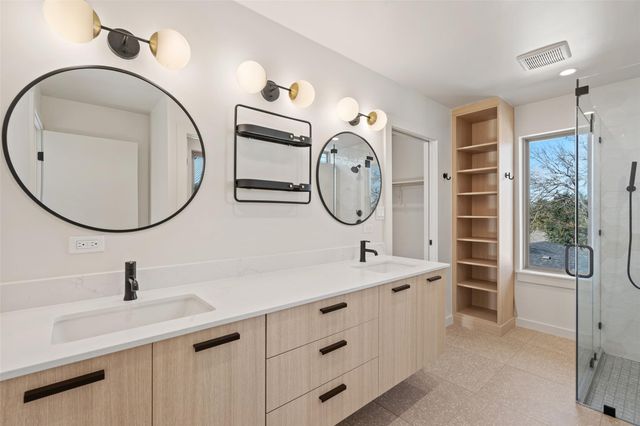 2912 Pecan Springs RD, Austin, TX 78723