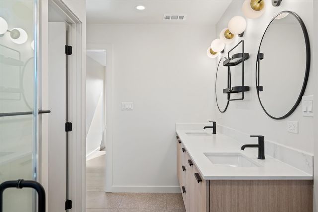 2912 Pecan Springs RD, Austin, TX 78723