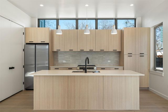 2912 Pecan Springs RD, Austin, TX 78723
