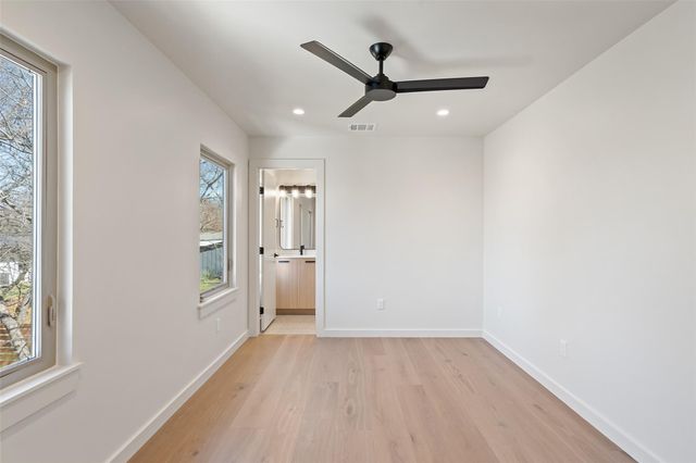 2912 Pecan Springs RD, Austin, TX 78723