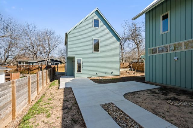 2912 Pecan Springs RD, Austin, TX 78723