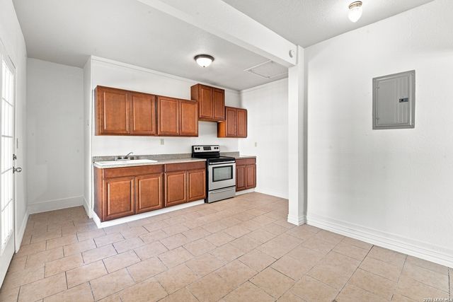 628 MONTICELLO CT, San Antonio, TX 78223