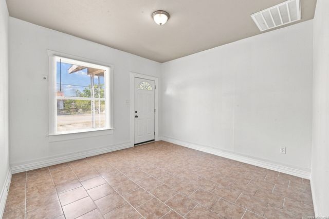 628 MONTICELLO CT, San Antonio, TX 78223