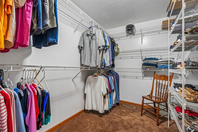 1014 NE Trilein Drive, Ankeny, IA 50021