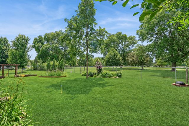 1014 NE Trilein Drive, Ankeny, IA 50021