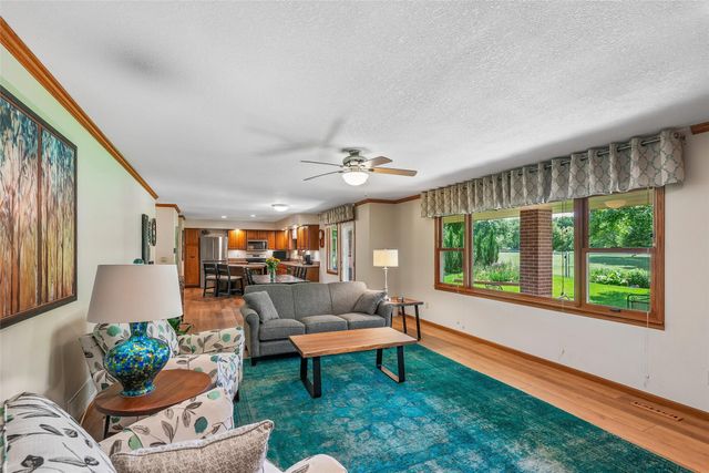 1014 NE Trilein Drive, Ankeny, IA 50021