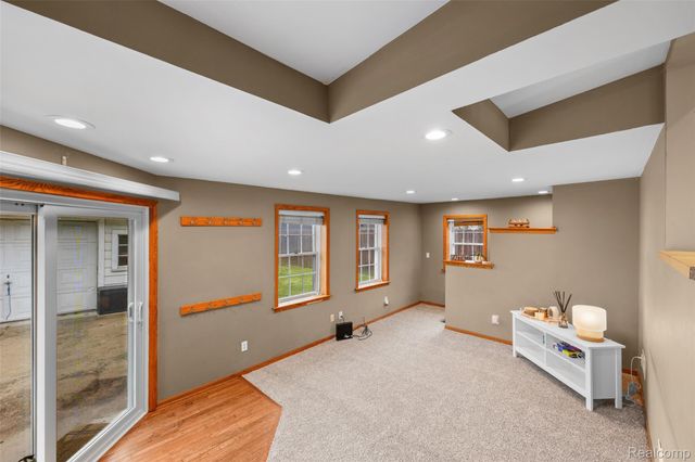 13321 Rosedale Street, Southgate, MI 48195