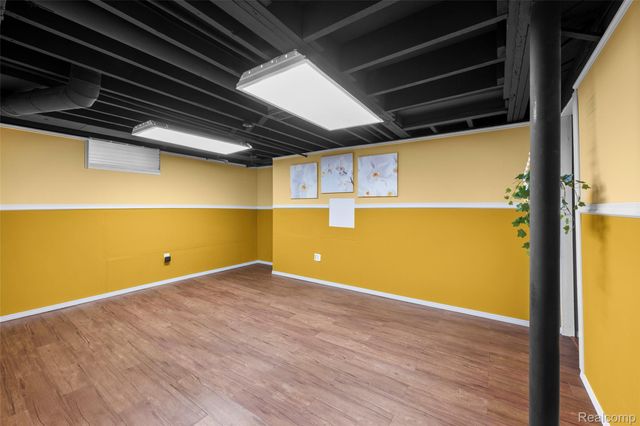 13321 Rosedale Street, Southgate, MI 48195