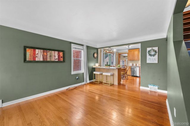 13321 Rosedale Street, Southgate, MI 48195