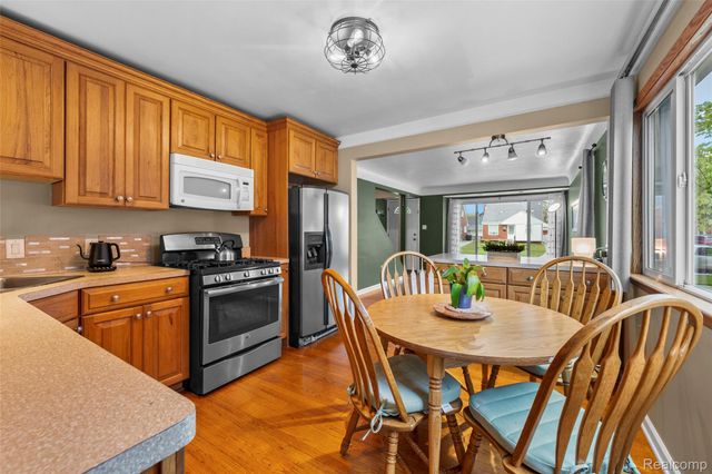 13321 Rosedale Street, Southgate, MI 48195