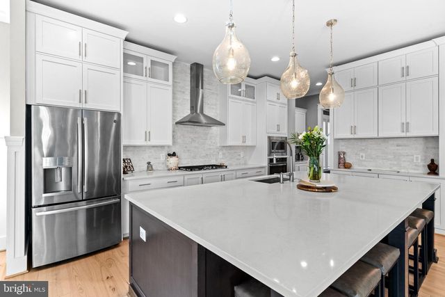 22920 BUBBLING BROOK DR, Brambleton, VA 20148