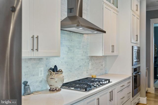 22920 BUBBLING BROOK DR, Brambleton, VA 20148