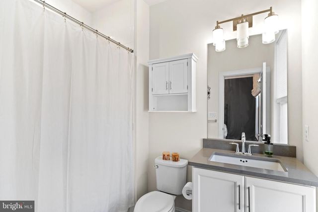 22920 BUBBLING BROOK DR, Brambleton, VA 20148