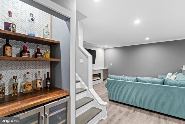 22920 BUBBLING BROOK DR, Brambleton, VA 20148