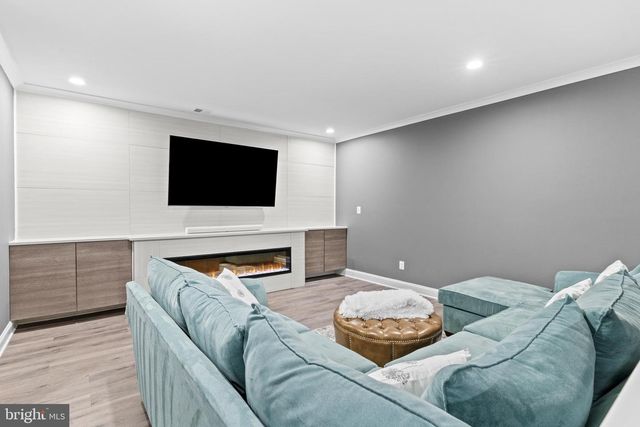 22920 BUBBLING BROOK DR, Brambleton, VA 20148