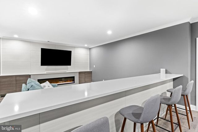 22920 BUBBLING BROOK DR, Brambleton, VA 20148