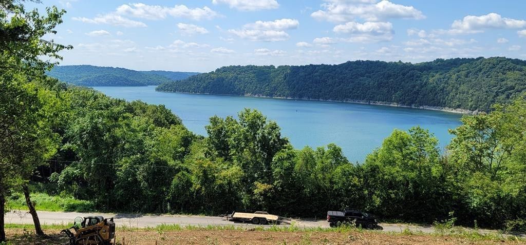 84 Harbor Pointe Drive, Silver Point, TN 38582