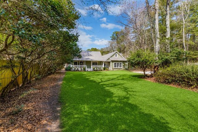 1444 Will-Go Ave., Murrells Inlet, SC 29576