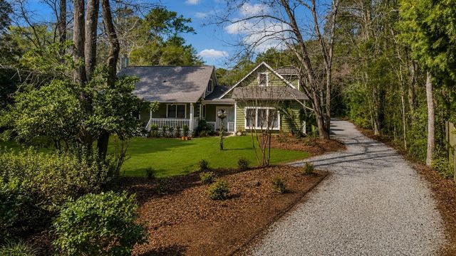 1444 Will-Go Ave., Murrells Inlet, SC 29576