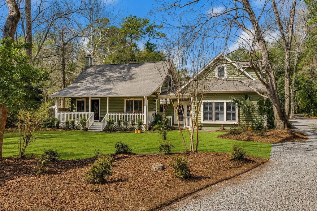 1444 Will-Go Ave., Murrells Inlet, SC 29576