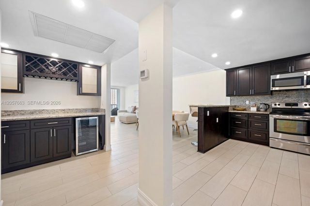 19370 Collins Avenue 1403, Sunny Isles Beach, FL 33160