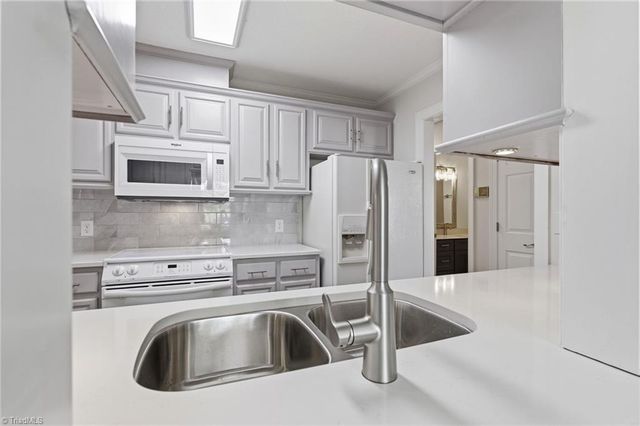 330 W Presnell Street 45, Asheboro, NC 27203