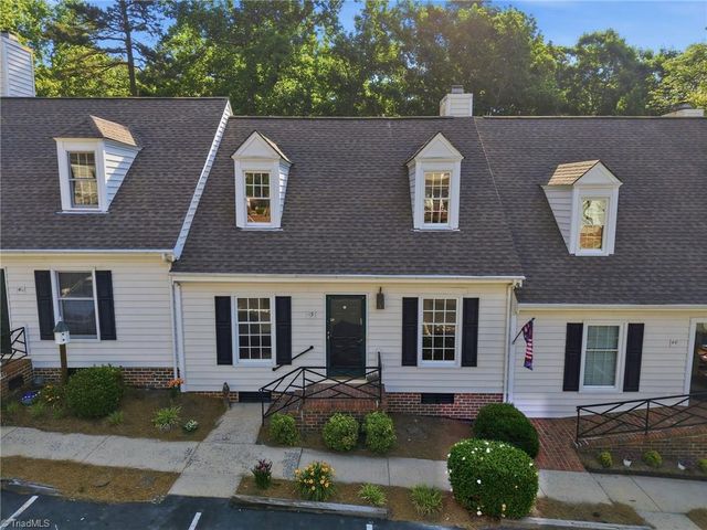 330 W Presnell Street 45, Asheboro, NC 27203