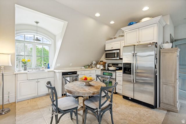 340 W STONE BROOK LN, Provo, UT 84604