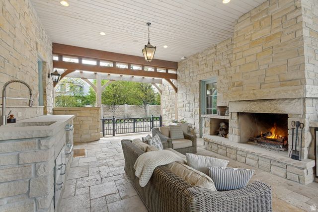 340 W STONE BROOK LN, Provo, UT 84604