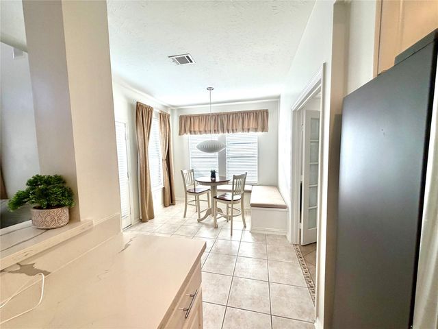 9515 Laurel Creek Court, Houston, TX 77040