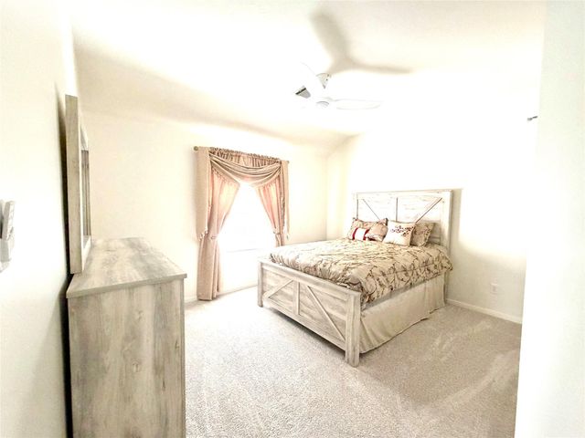 9515 Laurel Creek Court, Houston, TX 77040