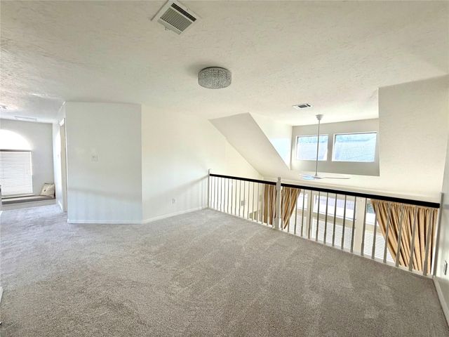 9515 Laurel Creek Court, Houston, TX 77040