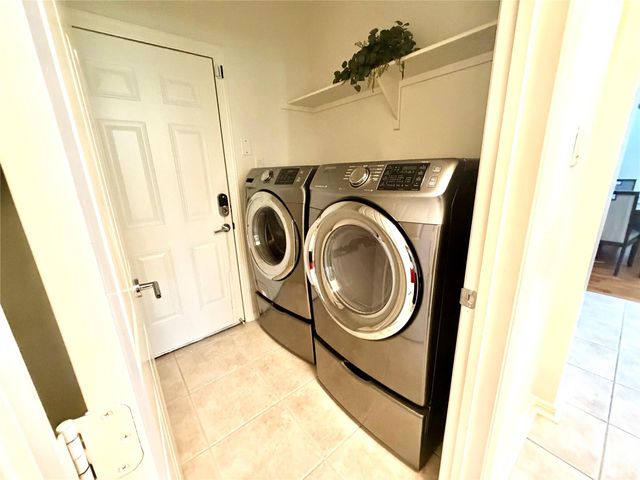 9515 Laurel Creek Court, Houston, TX 77040