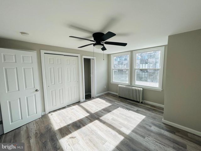 326 FOUNTAIN ST, Philadelphia, PA 19128