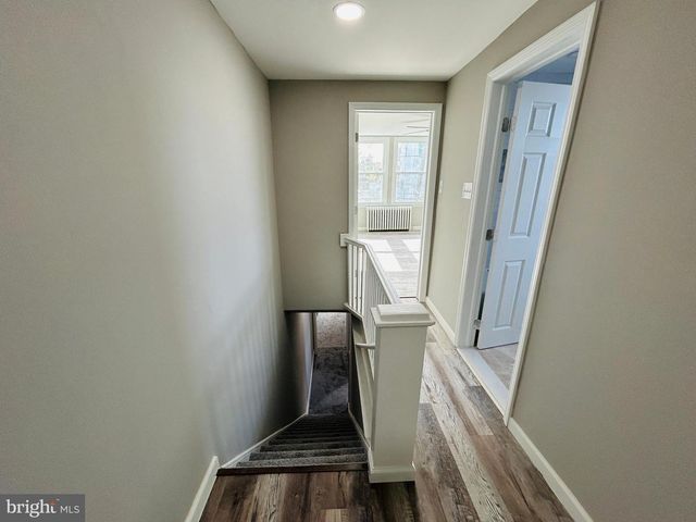 326 FOUNTAIN ST, Philadelphia, PA 19128