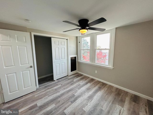 326 FOUNTAIN ST, Philadelphia, PA 19128